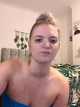 Webcam Model(Delighted22) is live