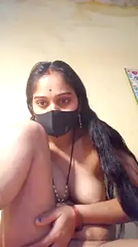 Webcam Model (Hi_Radhika)  is live.Free join now!