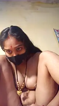 Webcam Model (Hi_Radhika)  is live.Free join now!