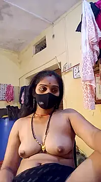 Webcam Model (Hi_Radhika)  is live.Free join now!