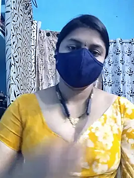 Webcam Model (Indian-Indhuja)  is live.Free join now!