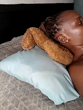 Webcam Model (NUBIANZANELE)  is live.Free join now!