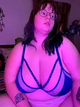 Webcam Model (Thick_Southern_Pawg)  is live.Free join now!