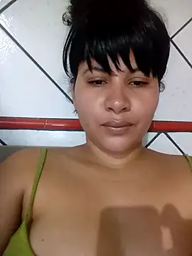 Webcam Model (Yara0k)  is live.Free join now!