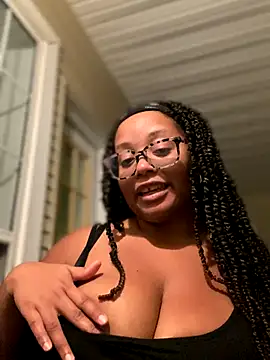 Webcam Model (ServeOnyxx)  is live.Free join now!