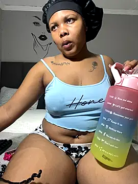 Webcam Model (Bootyfulbarbiie)  is live.Free join now!