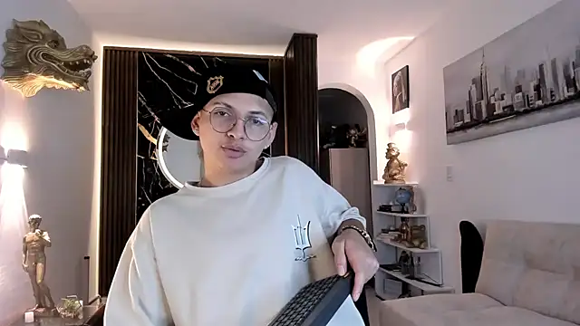 a_lejandro_0_8 private