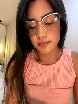 Webcam Model(bonniekim_) is live