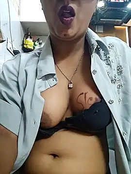 Webcam Model (Suck_priya)  is live.Free join now!