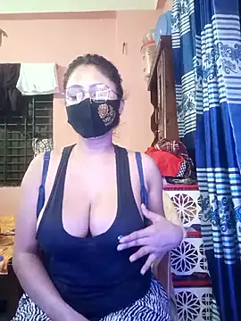 Webcam Model (Tonu-Sri)  is live.Free join now!