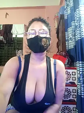 Webcam Model (Tonu-Sri)  is live.Free join now!