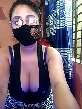 Webcam Model (Tonu-Sri)  is live.Free join now!