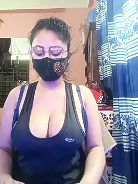 Webcam Model (Tonu-Sri)  is live.Free join now!