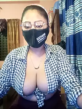 Webcam Model(Tonu-Sri) is live