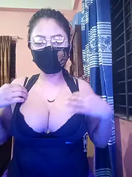 Webcam Model (Tonu-Sri)  is live.Free join now!