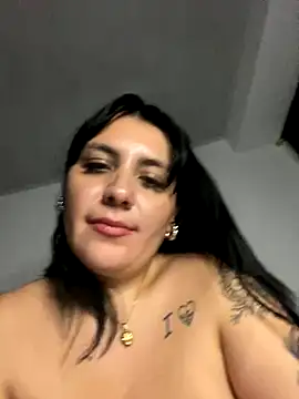 Webcam Model (VictoriAmatista)  is live.Free join now!