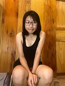 Webcam Model(Subisex2k5) is live