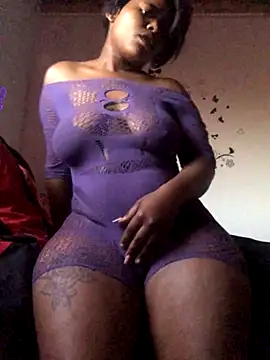 Webcam Model(DiamondGoddes) is live