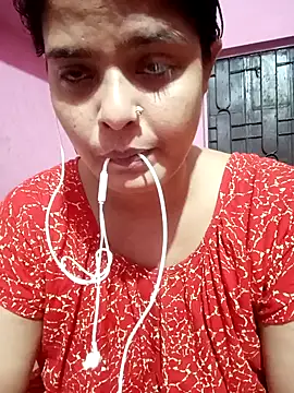 Webcam Model (Hot_Pakhi)  is live.Free join now!