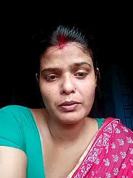 Webcam Model (Hot_Pakhi)  is live.Free join now!