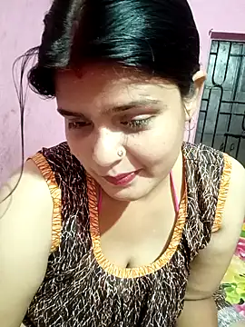 Webcam Model (Hot_Pakhi)  is live.Free join now!