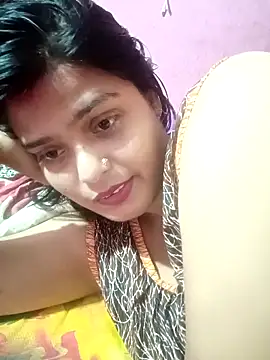 Webcam Model (Hot_Pakhi)  is live.Free join now!