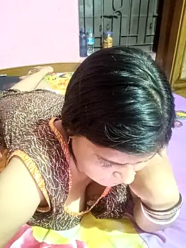 Webcam Model (Hot_Pakhi)  is live.Free join now!