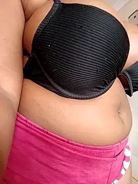 Webcam Model (suckmyboobs12_)  is live.Free join now!