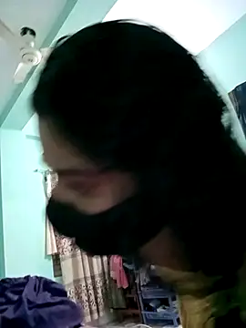 Webcam Model (Sunny_Leone_ind)  is live.Free join now!