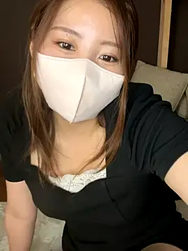 Webcam Model (KASUMI-chan)  is live.Free join now!