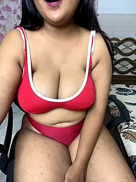 Webcam Model (Sexy_Evelynn)  is live.Free join now!