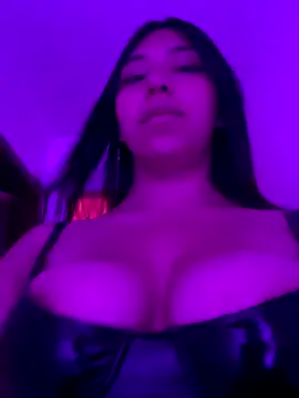 Webcam Model (MaraGomez)  is live.Free join now!