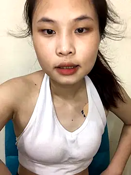 Webcam Model (HNhung224)  is live.Free join now!