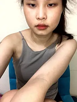 Webcam Model (HNhung224)  is live.Free join now!