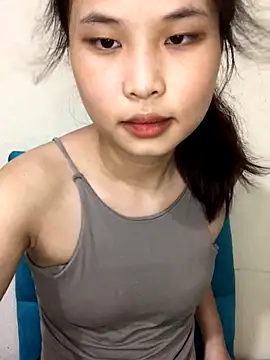 Webcam Model (HNhung224)  is live.Free join now!