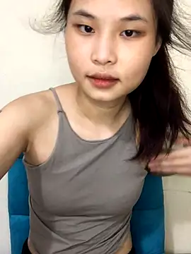 Webcam Model (HNhung224)  is live.Free join now!