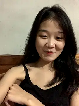 Webcam Model (Nammiu205)  is live.Free join now!