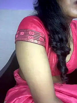 Webcam Model (Pyaari-1)  is live.Free join now!