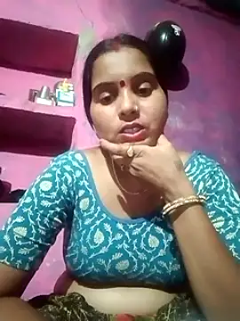 Webcam Model (Poonamdhillo)  is live.Free join now!