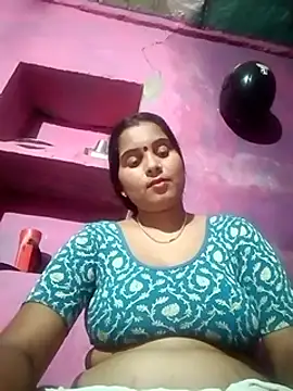 Webcam Model (Poonamdhillo)  is live.Free join now!