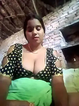 Webcam Model (Poonamdhillo)  is live.Free join now!