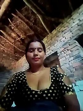 Webcam Model (Poonamdhillo)  is live.Free join now!