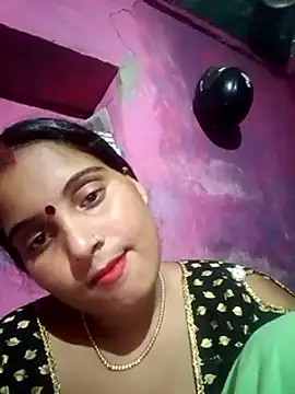 Webcam Model (Poonamdhillo)  is live.Free join now!