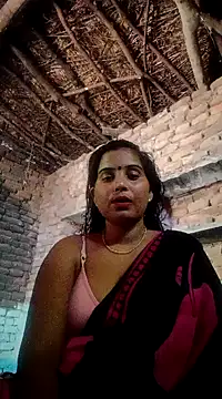 Webcam Model (Poonamdhillo)  is live.Free join now!