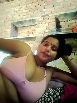 Webcam Model (Poonamdhillo)  is live.Free join now!