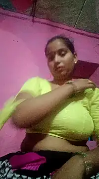 Webcam Model (Poonamdhillo)  is live.Free join now!