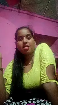 Webcam Model (Poonamdhillo)  is live.Free join now!