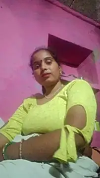 Webcam Model(Poonamdhillo) is live