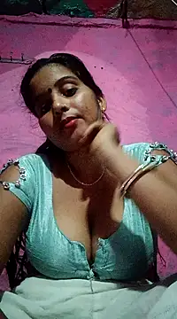 Webcam Model(Poonamdhillo) is live