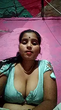 Webcam Model (Poonamdhillo)  is live.Free join now!